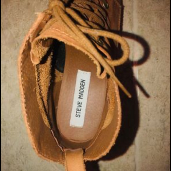 Steve Madden booties - Picture 3 of 3